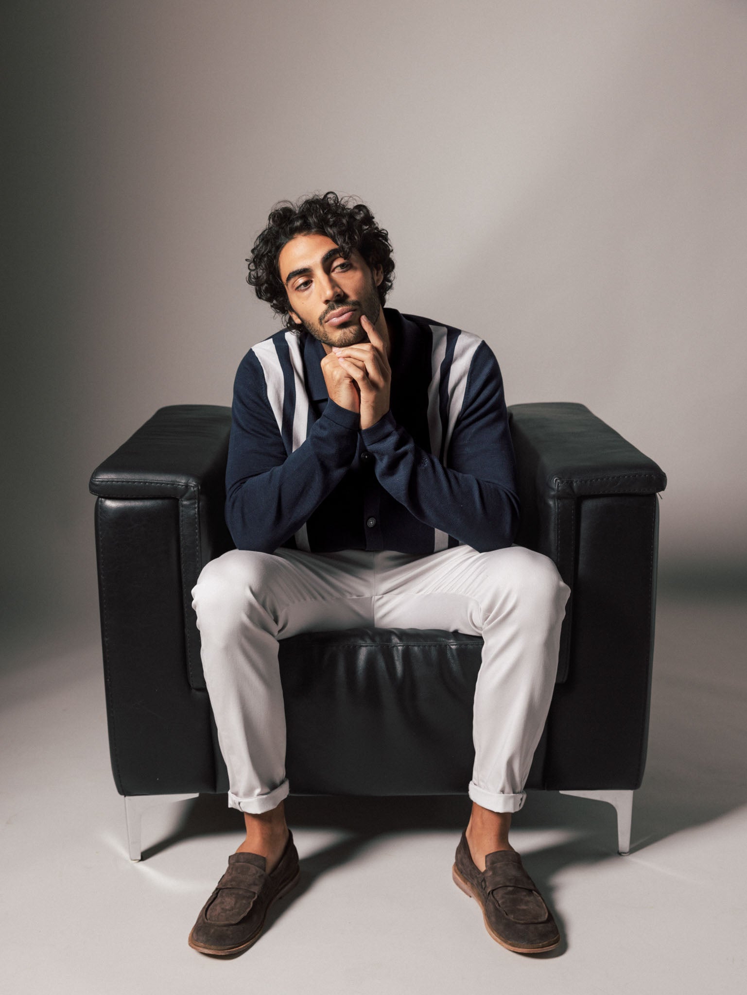 Modelshot / Navy / Detail